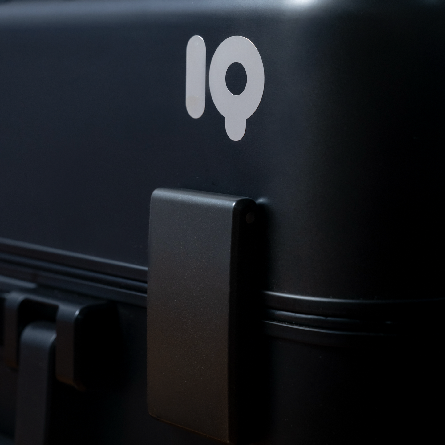 Anode 3 - IQ Card Case